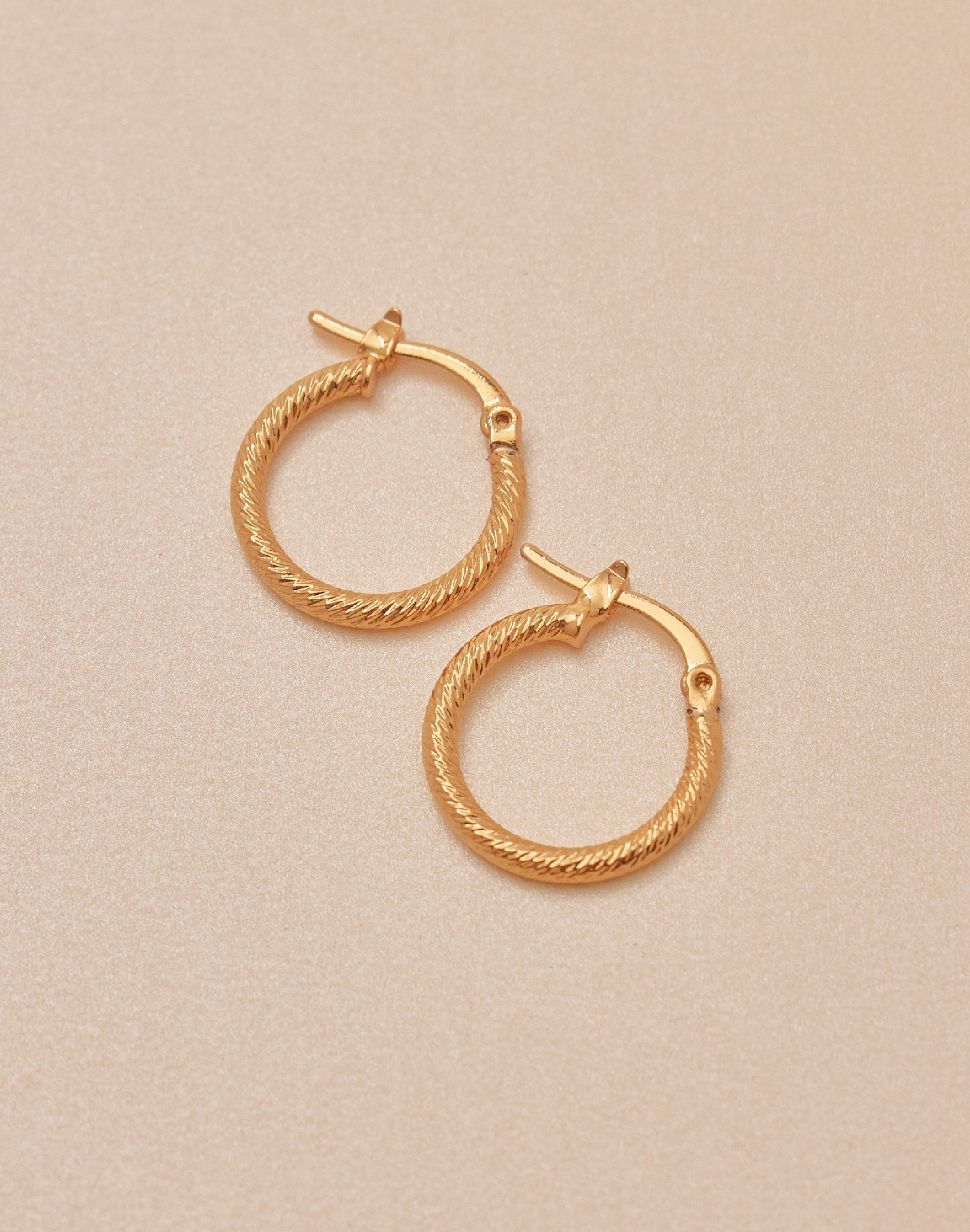 Oda Gold Hoop Earrings